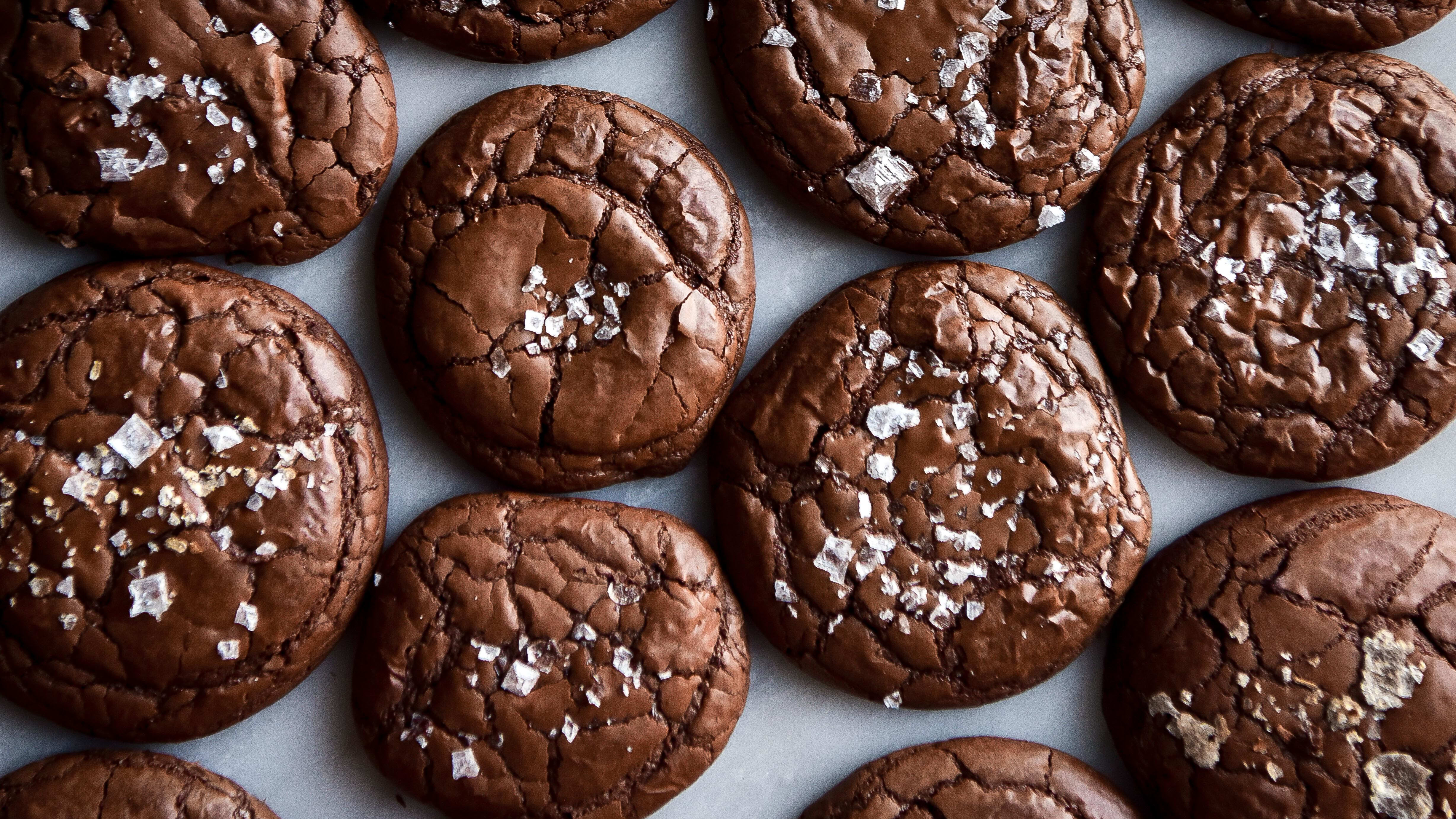 Brown Butter Brownie Cookies - The Vanilla Bean Blog