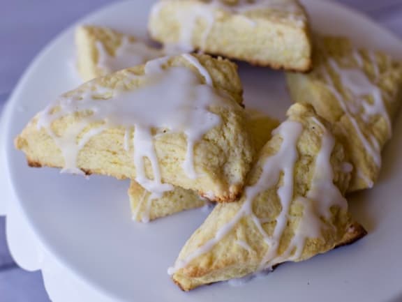 Mini Lemon Scones - Foodness Gracious