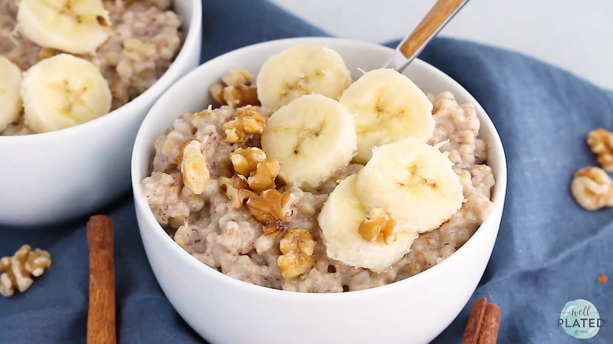 Overnight Crockpot Steel Cut Oatmeal - Make Healthy Easy - Jenna