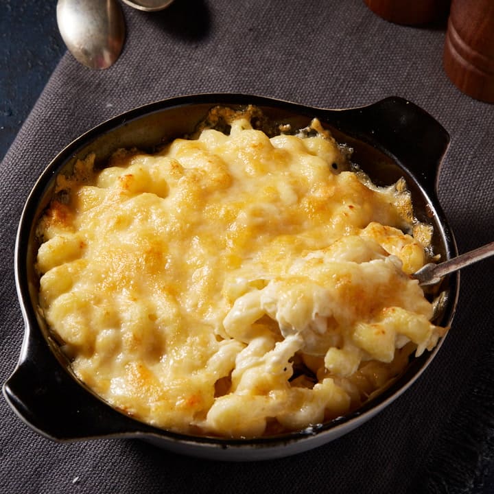 Macaroni in shop a pot vine