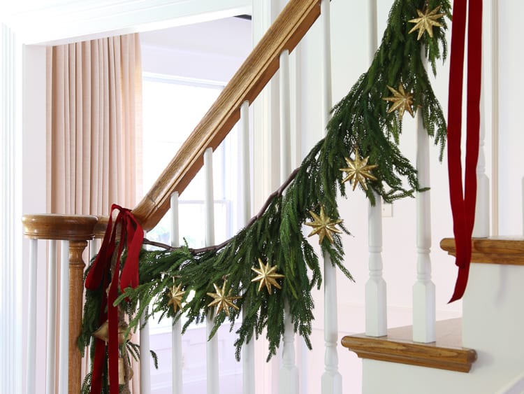 Best christmas garlands for stairs