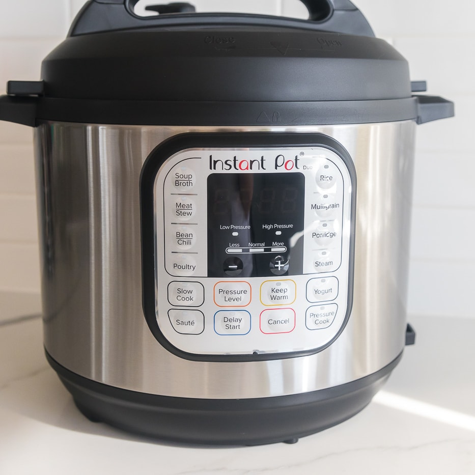 Instant Pot Duo SV 6-Quart 9-in-1 Multi-Use Pressure Cooker