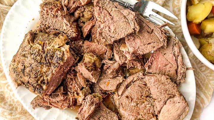 Pot roast pressure best sale cooker time per pound