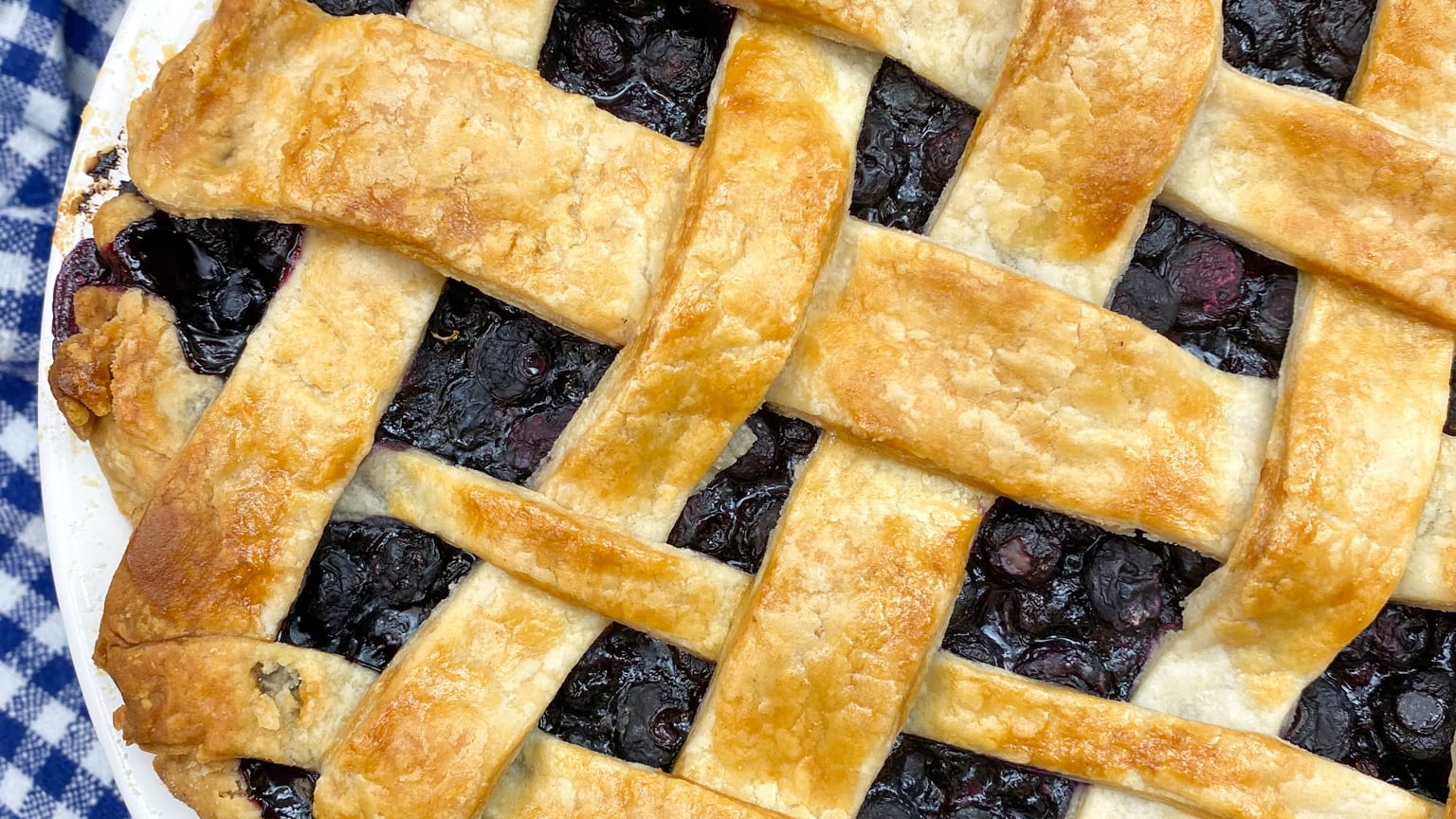 Classic Blueberry Pie with Frozen Blueberries - Always Eat Dessert