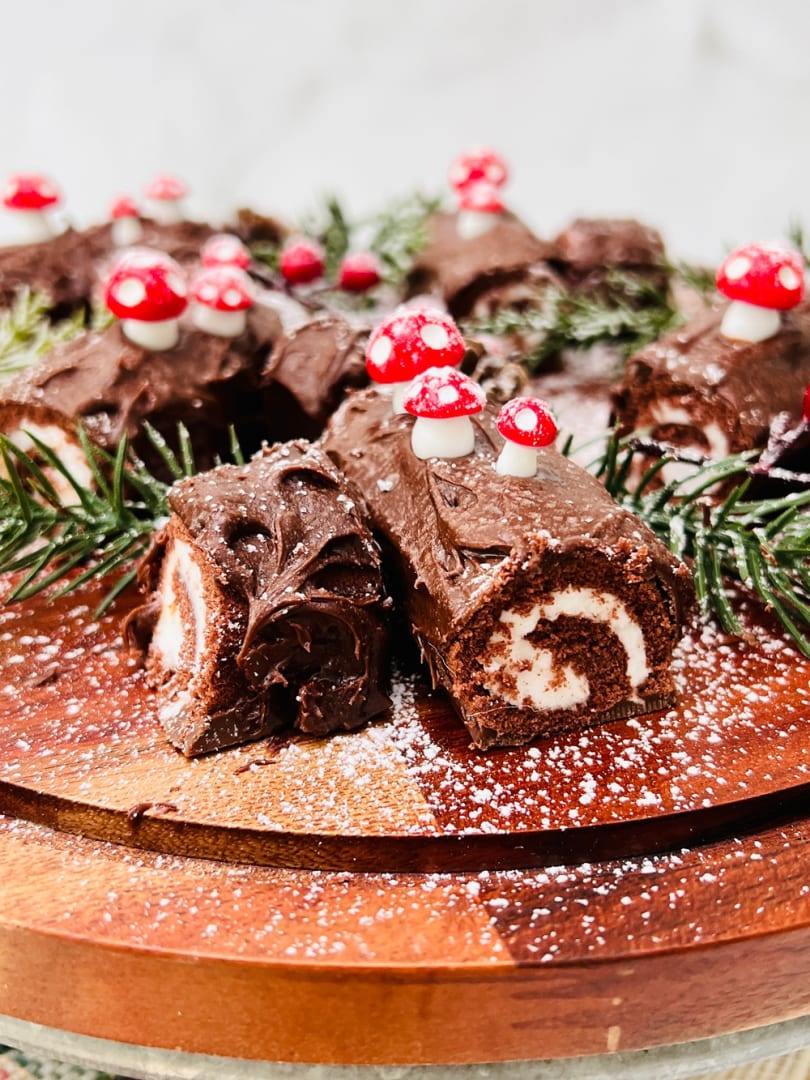 Yule Log snack cakes, mini yule log Little Debbie swiss rolls snack cakes