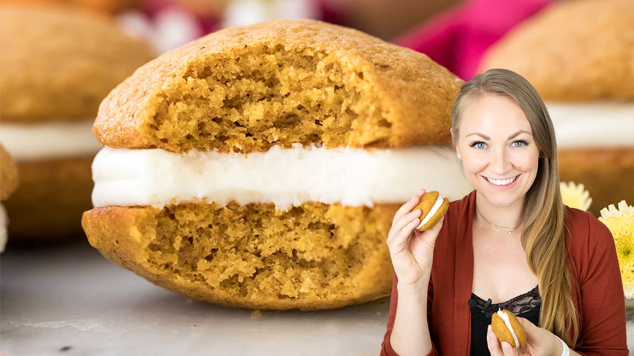 Pumpkin Whoopie Pie Recipe 🥧 Cream Cheese Frosting Filling