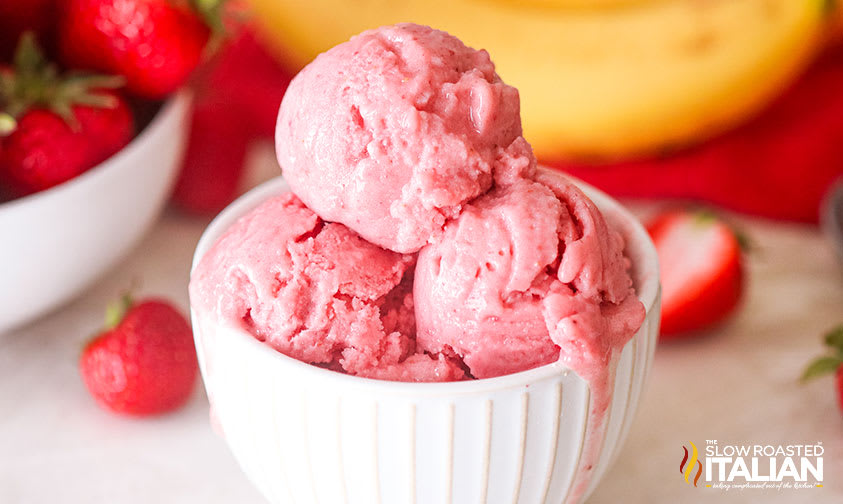 Strawberry Banana Ice Cream • Pint Sized Baker