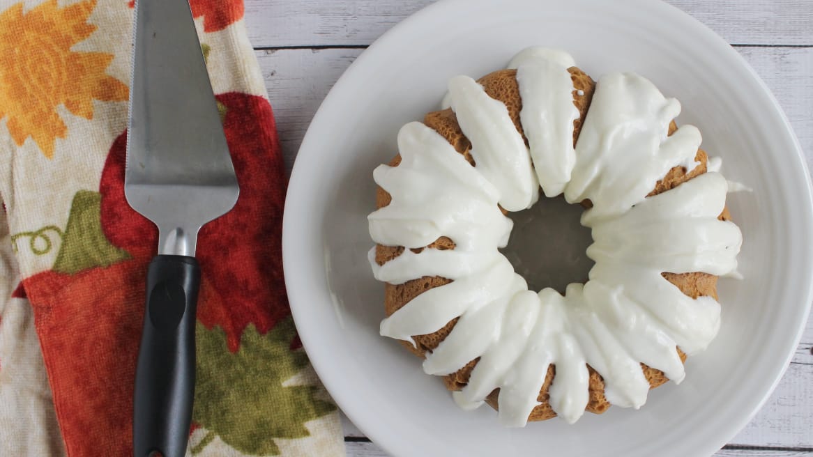 Instant Pot Pumpkin Spice Bundt Cake - Slap Dash Mom