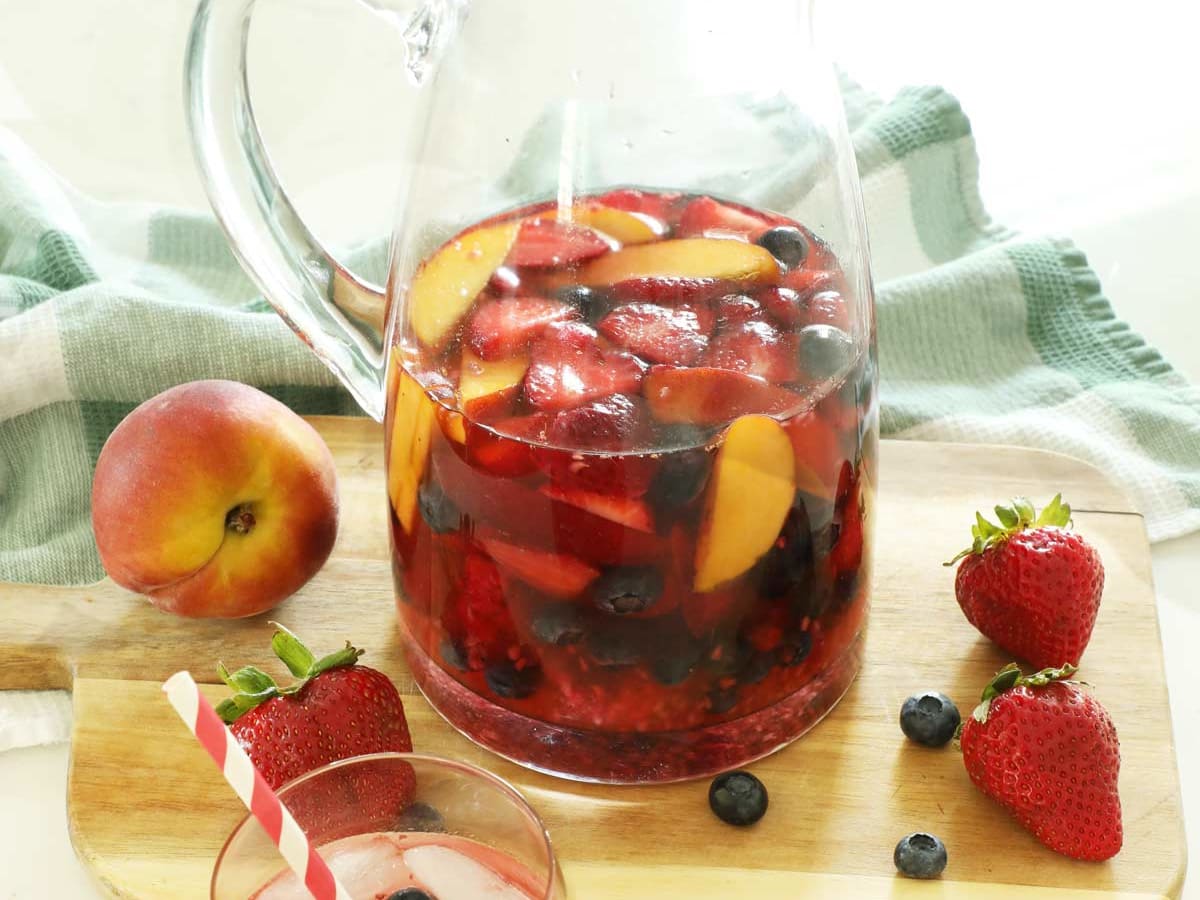 Summer Love! Peach Sangria Recipe (With Rosé) - TidyMom®