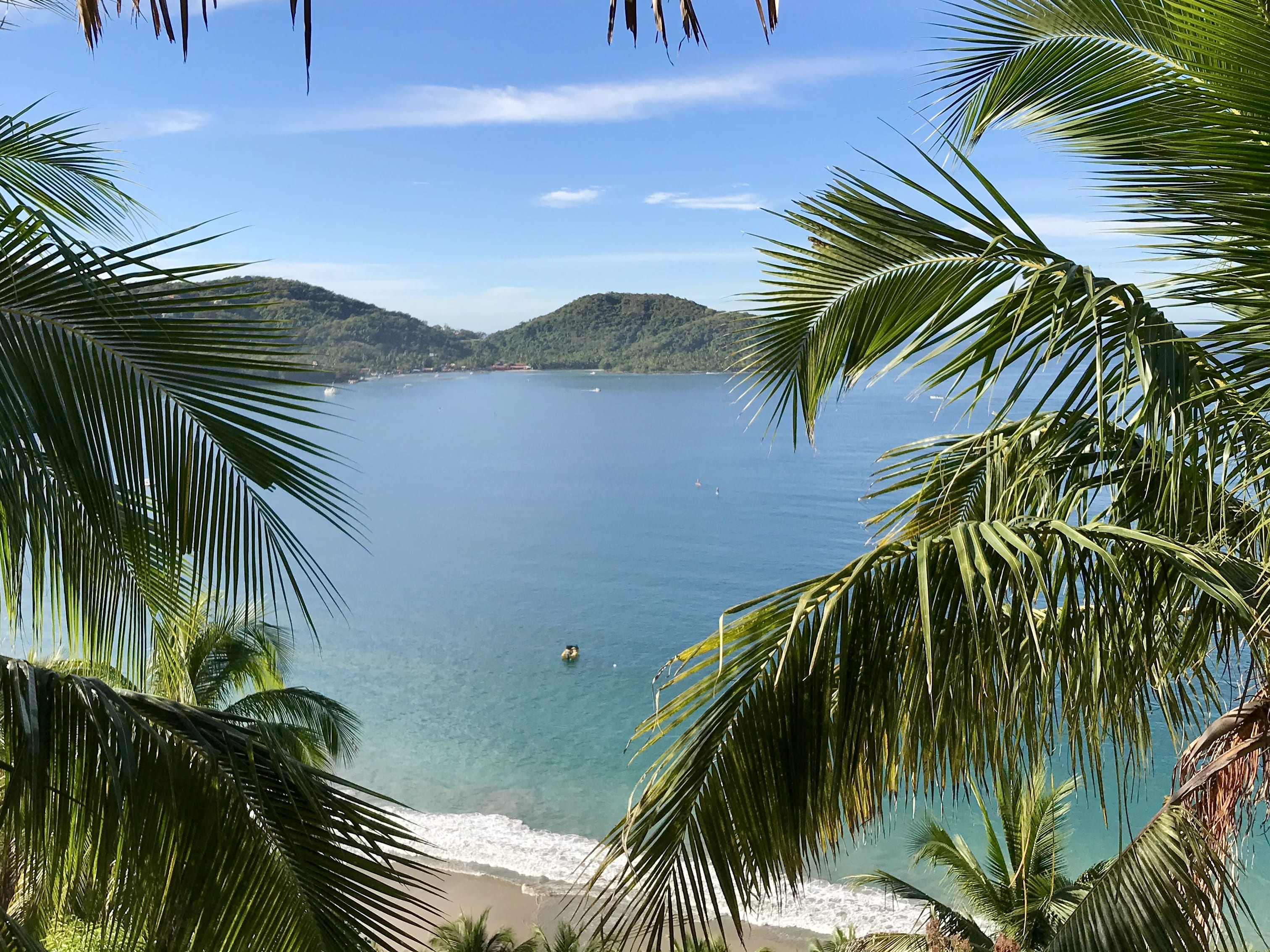 The 8 Best Ixtapa and Zihuatanejo Beaches to Explore! – Sand In My Suitcase