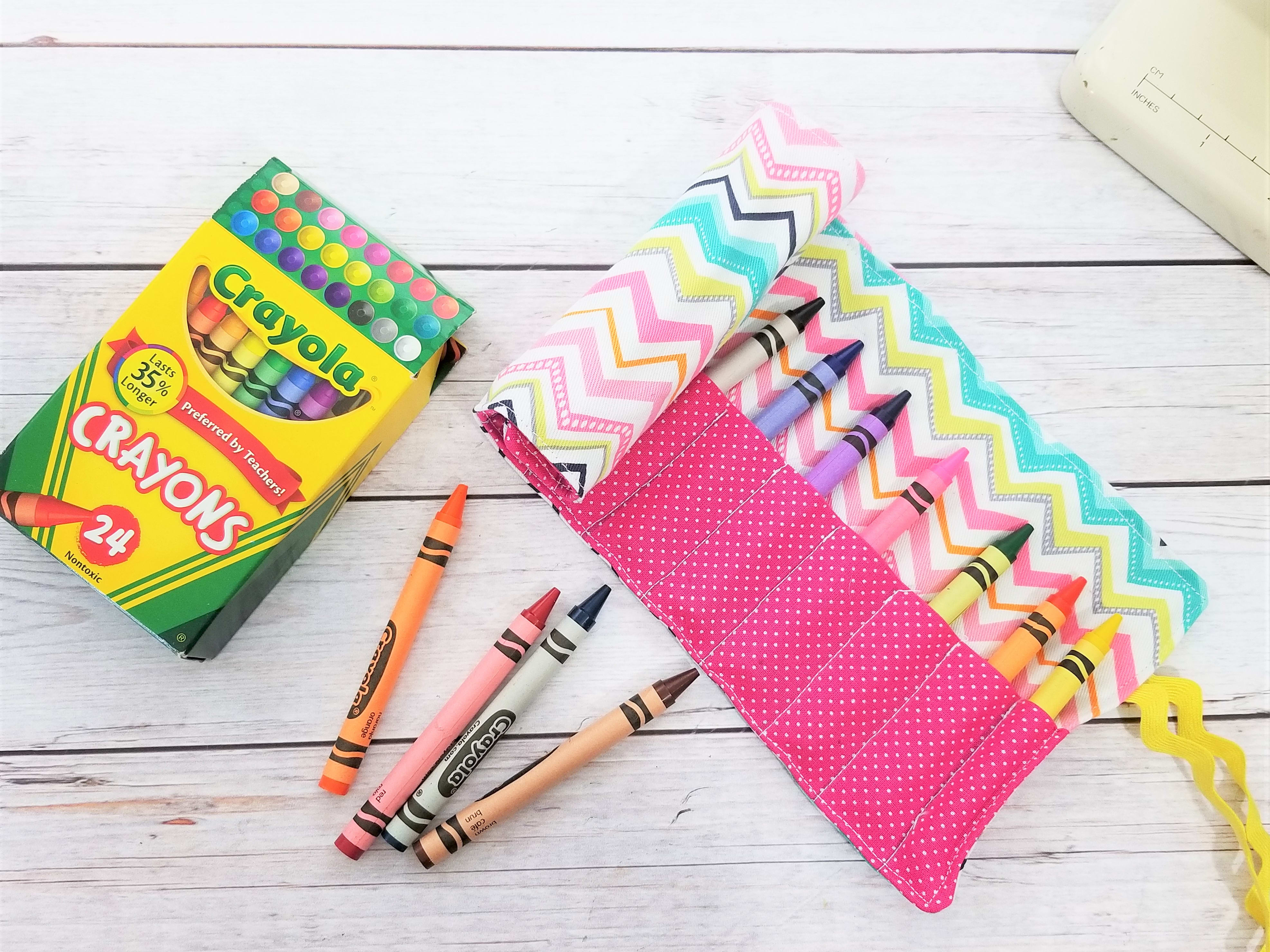 DIY.. Make A Travel Crayon Roll