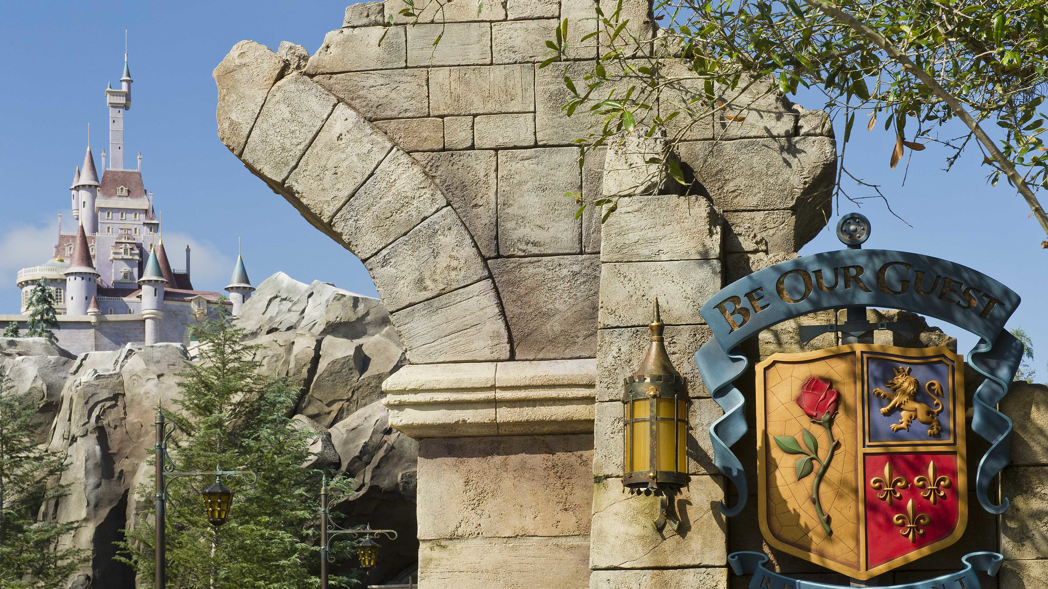 Be Our Guest Restaurant At Beast S Castle Disney Insider Tips Be Our Guest Restaurant At Beast S Castle Disney Insider Tips