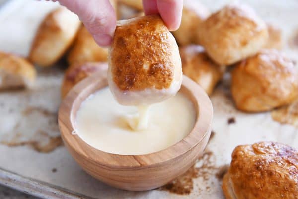 How to Make Easy Homemade Buttery Soft Pretzels and Pretzel Bites -  Sprinkle Some Sugar