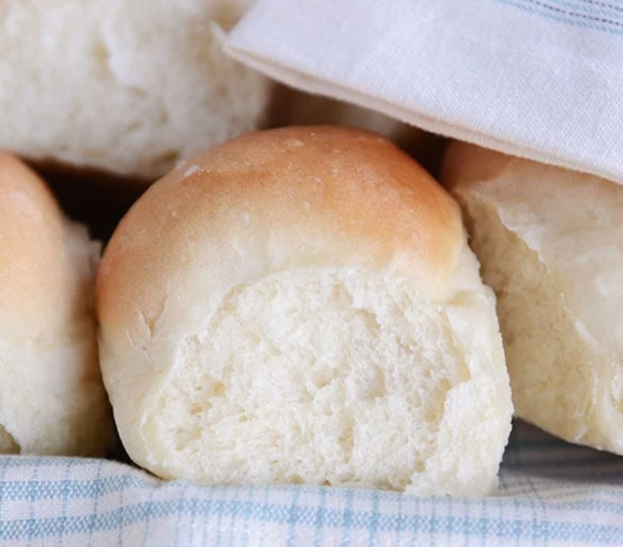 1230px x 1080px - Super Easy French Bread Rolls Perfect for Beginners | Mel's Kitchen Cafe