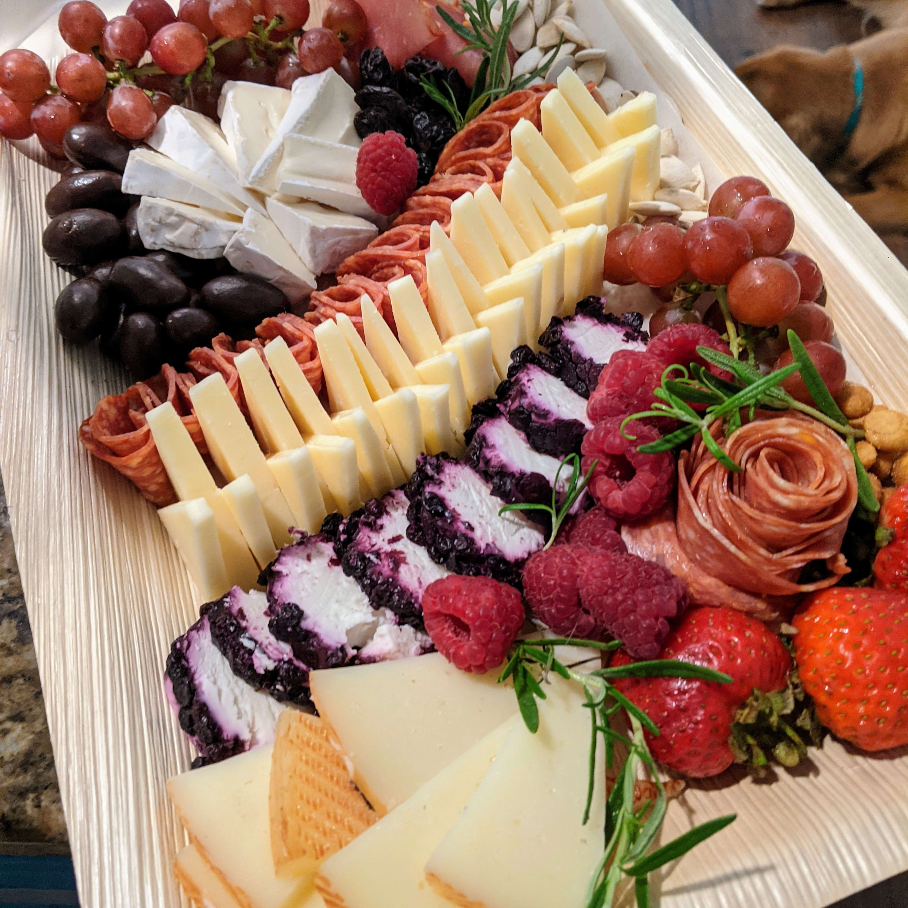 Make your own charcuterie board - 100 Things 2 Do