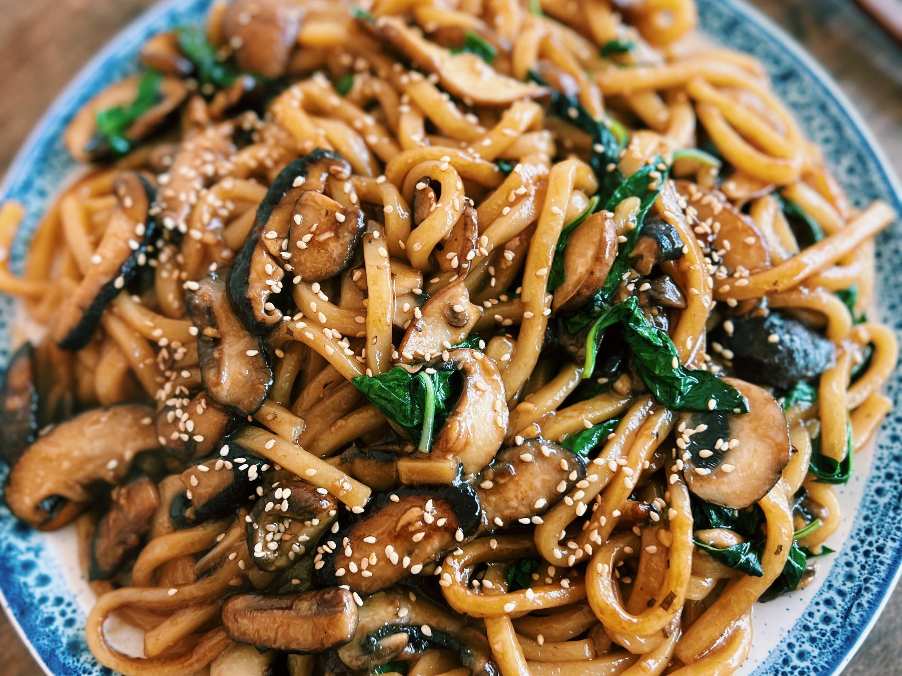 Mushroom and Basil Udon - 15 Minutes - Tiffy Cooks