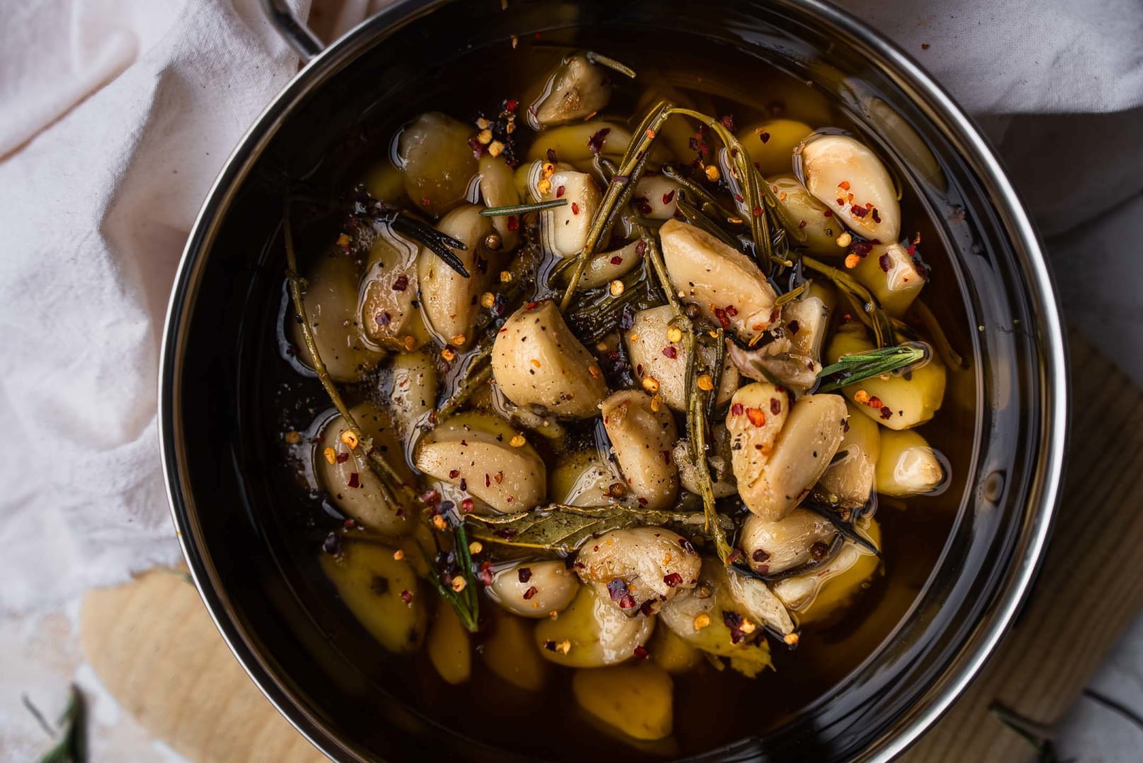 Garlic & Shallot Confit @chosenfoods @spiceology #garlictok #roastedg