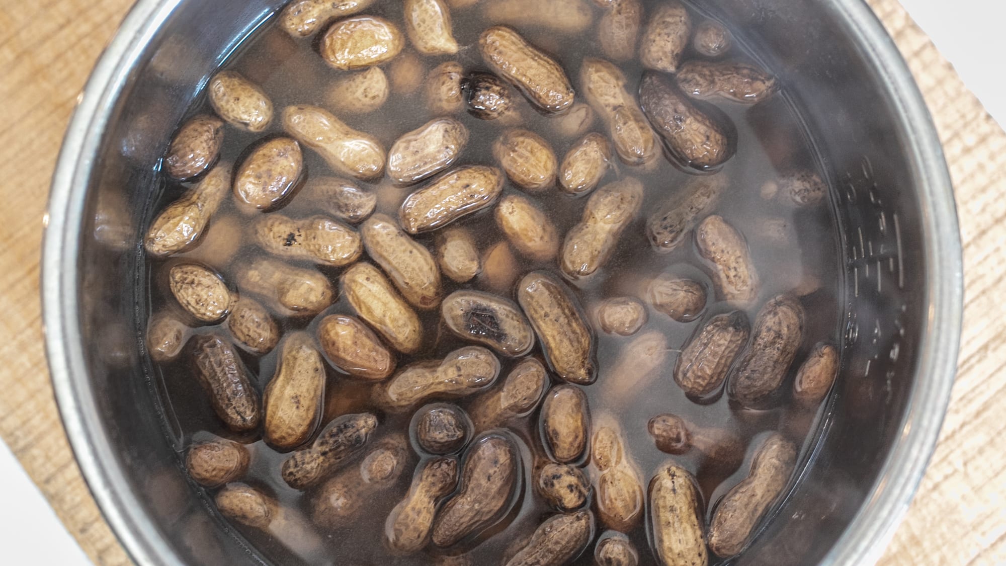 Instant Pot Boiled Peanuts