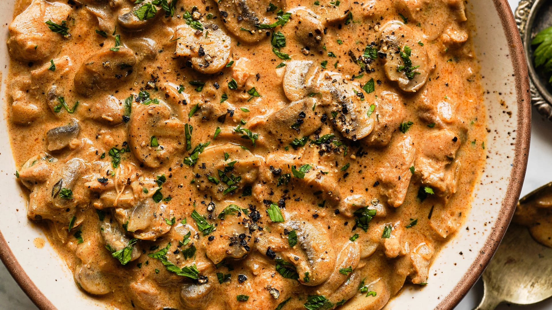 Instant Pot Chicken Stroganoff