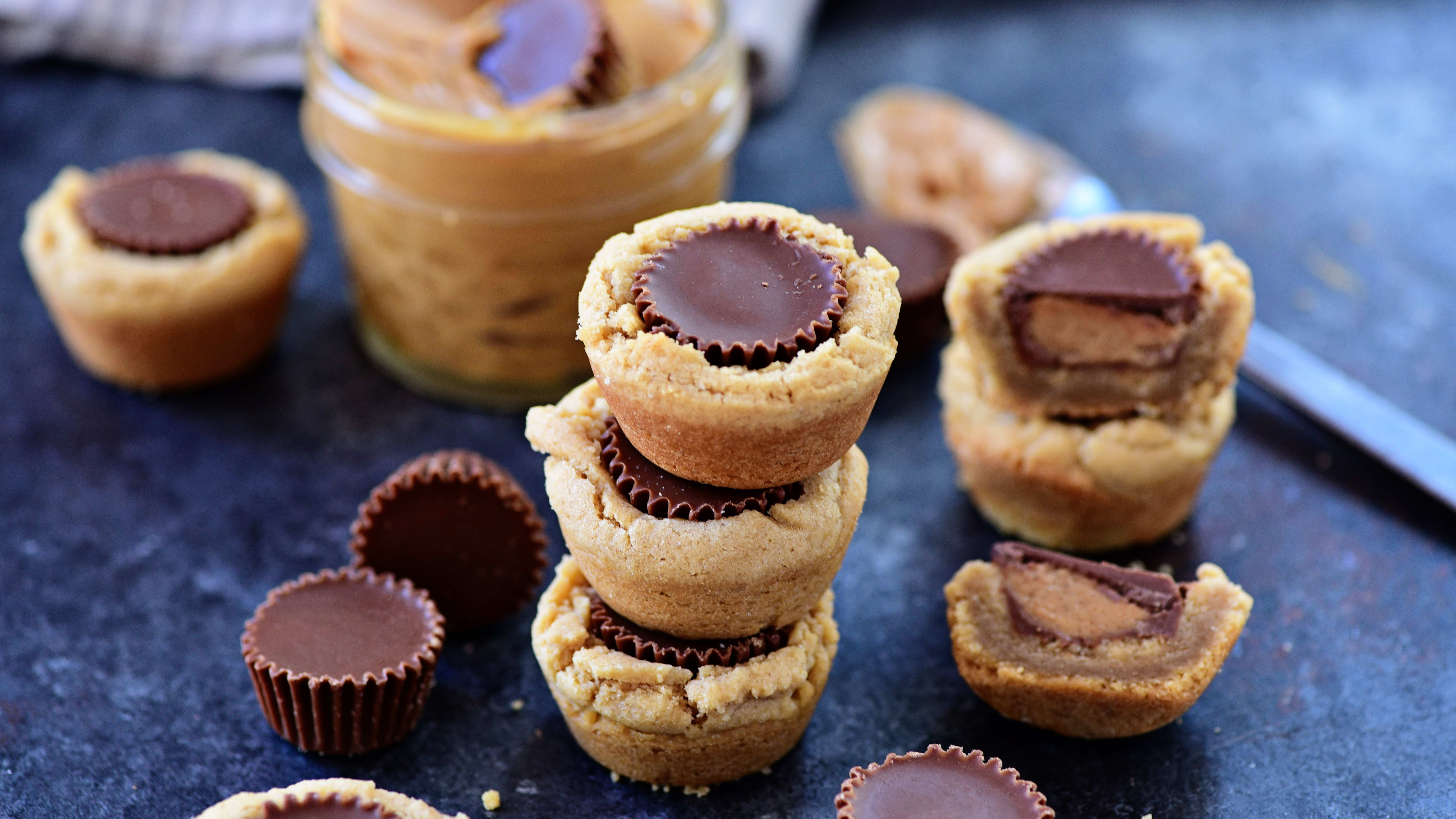 Peanut Butter Cookies – Baked In A Muffin Tin! - Chocolate Covered Katie