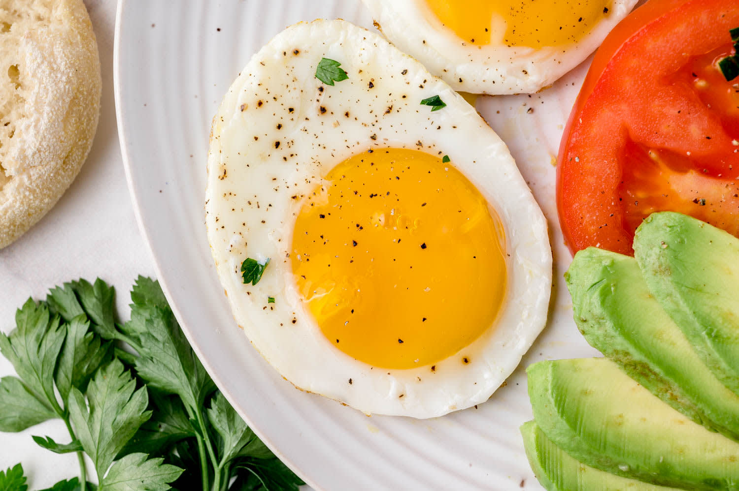 How to Make a Sunny-Side Up Egg • Pancake Recipes