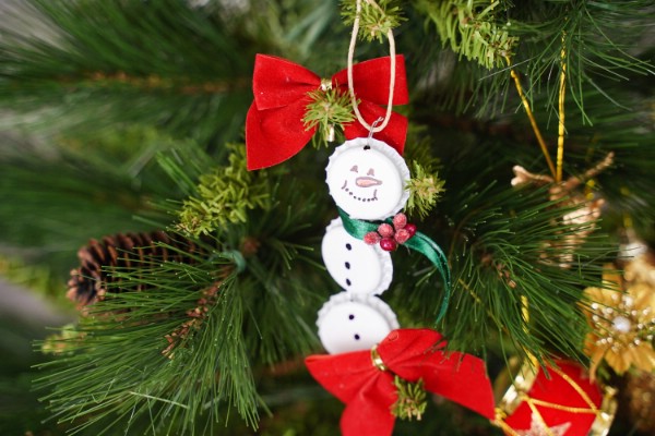 How To Make Hats For Cute Snowman Ornaments - My Humble Home and Garden