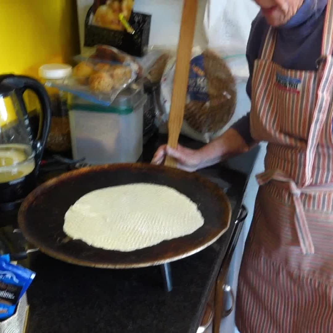 How To Make Norwegian Lefse From Scratch - Food Storage Moms