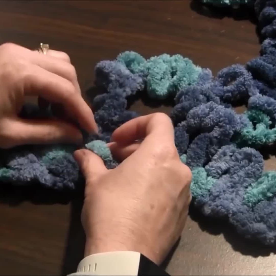 Criss cross loop yarn blanket best sale