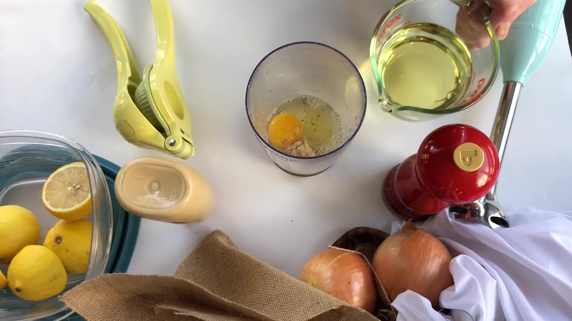 One Minute Whole30 Mayo (Homemade Mayo in 60 seconds!)