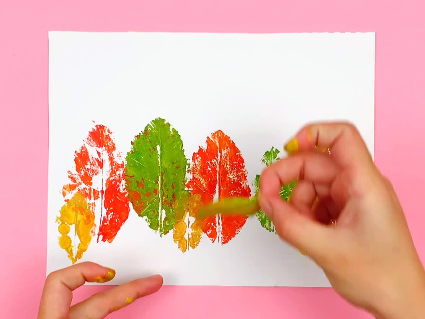 Easy Leaf Printing Art for Kids - Easy Peasy and Fun
