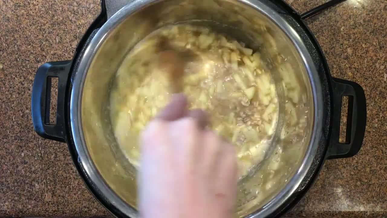Ninja Foodi Oatmeal (Pressure Cooker Recipe) - Mommy Hates Cooking