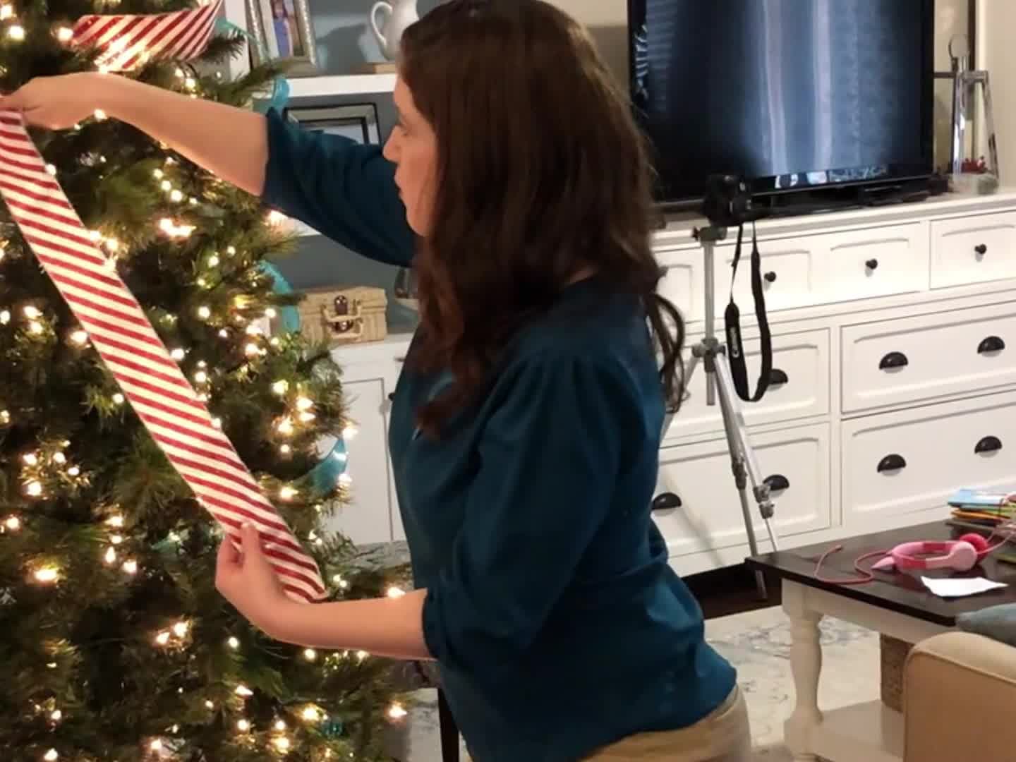 How To Wrap Ribbon on a Christmas Tree