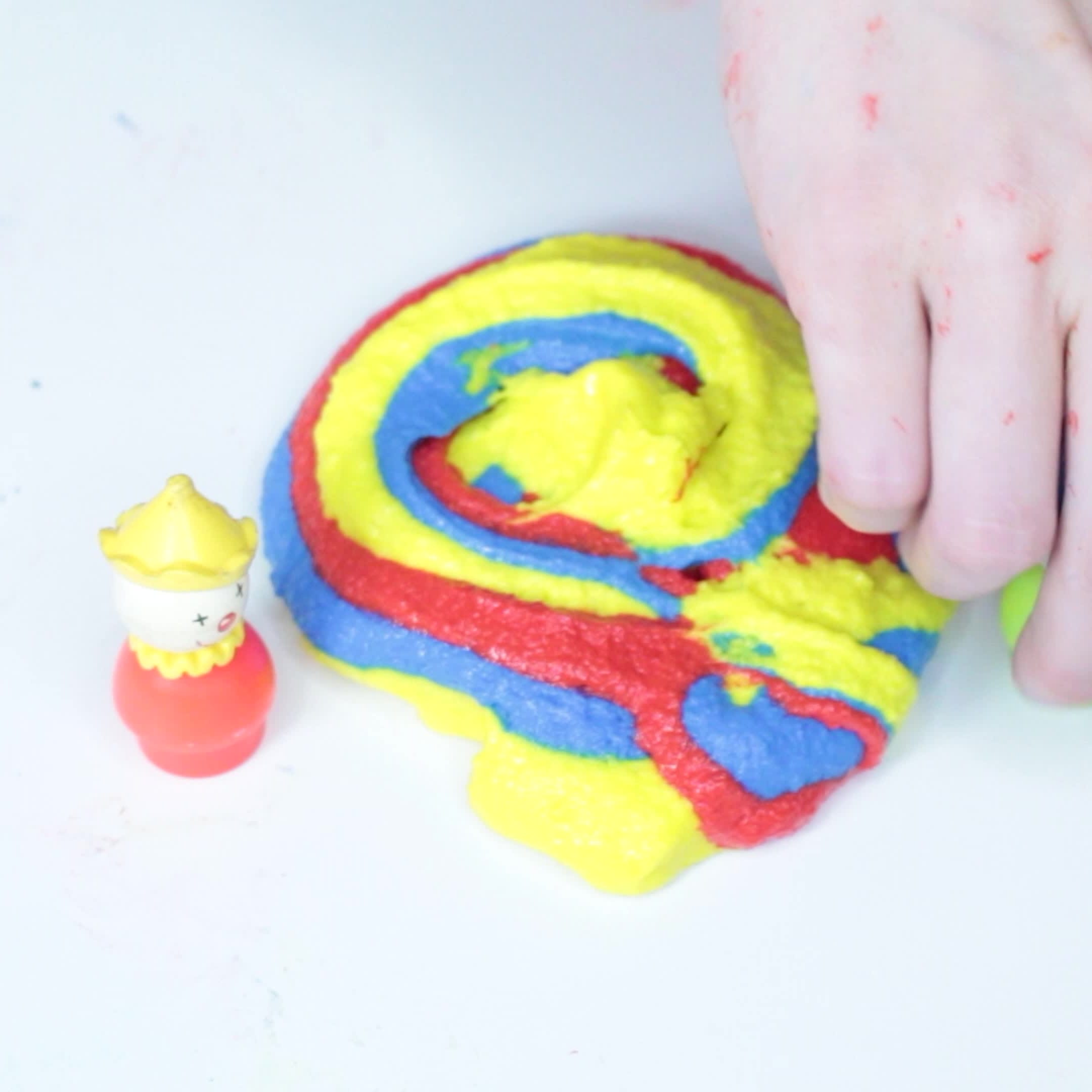 Easy to Make (and low mess) Circus Slime Recipe