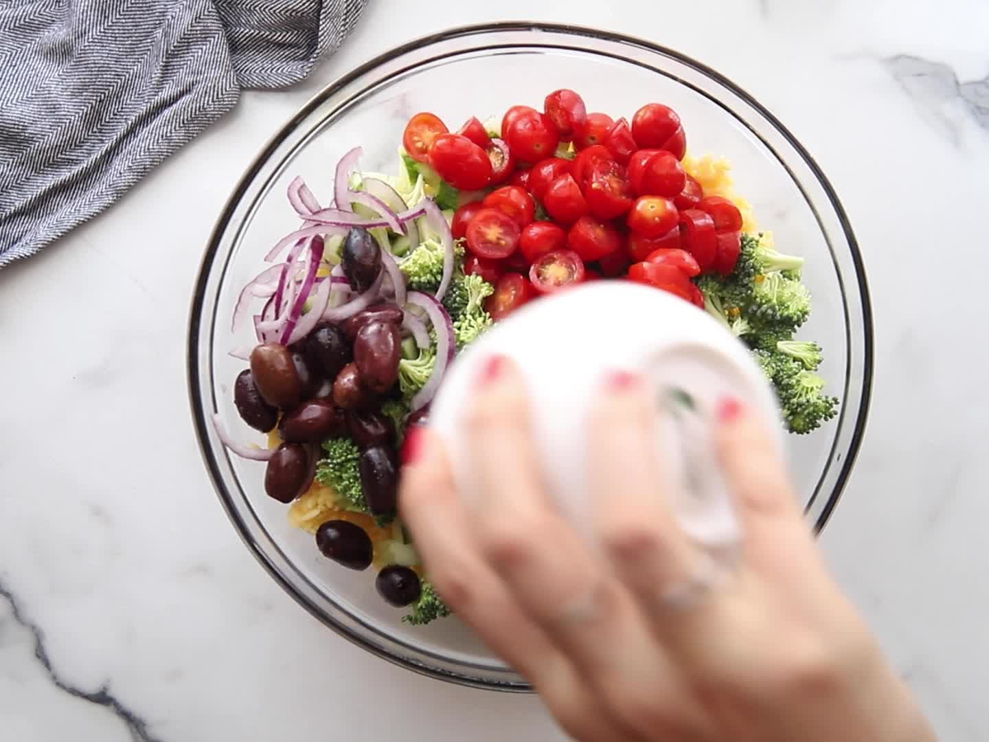 Gluten-Free Orzo Salad with Homemade Salad Supreme Seasoning – Octofree