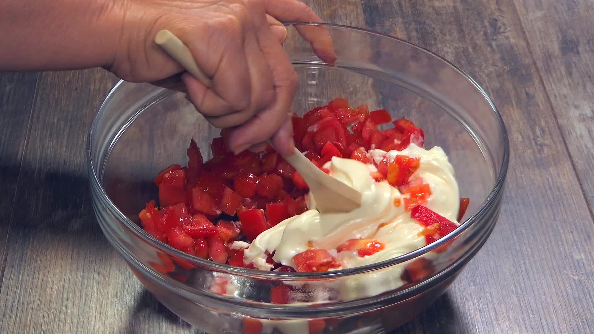 Heirloom Tomato-Cracker Salad